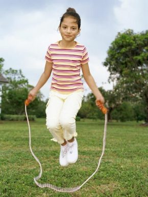 lompat tali salah satu meninggikan badan